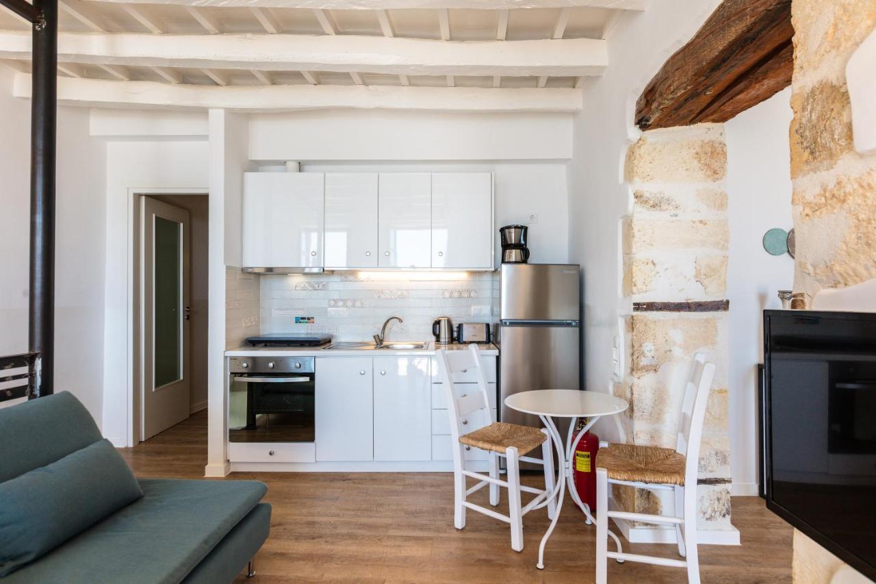 Anne Apartment, At The Venetian Port Of Rethimno! Ngoại thất bức ảnh