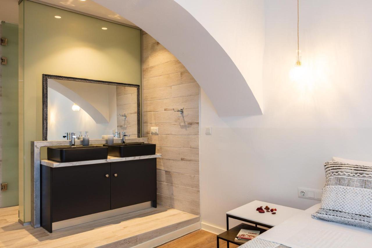 Anne Apartment, At The Venetian Port Of Rethimno! Ngoại thất bức ảnh